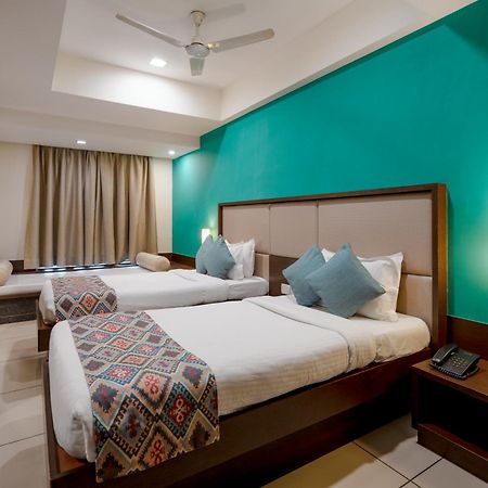 Mira-Bhayandar Gcc Hotel And Club מראה חיצוני תמונה