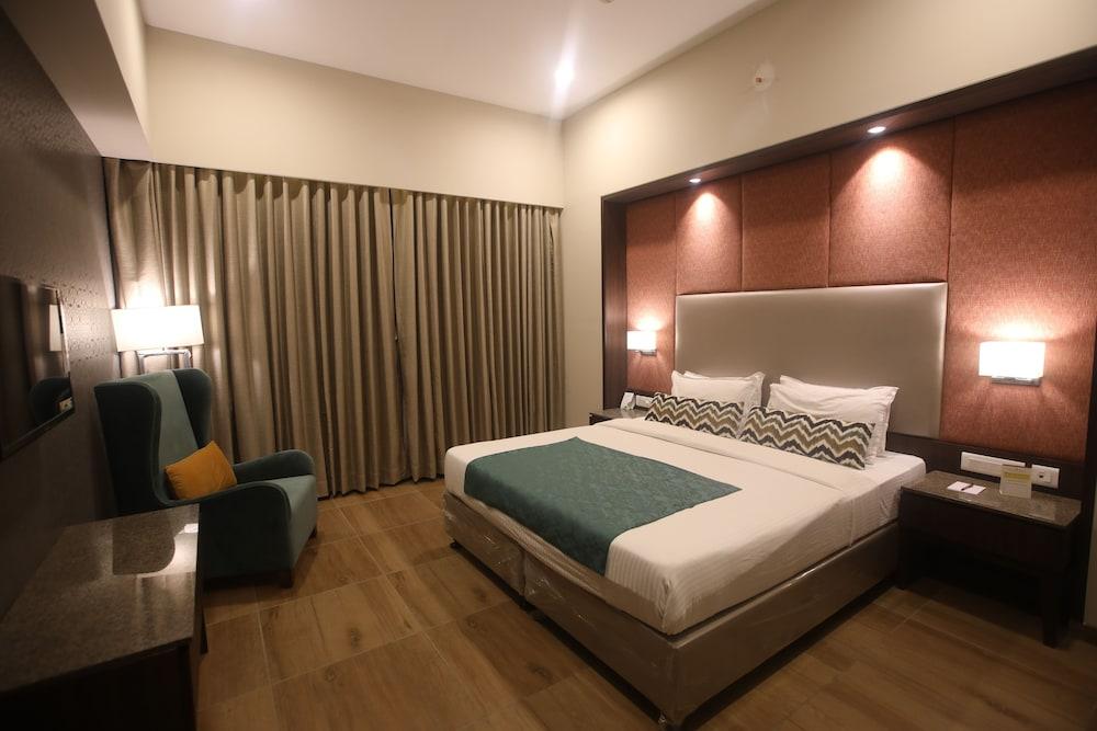 Mira-Bhayandar Gcc Hotel And Club מראה חיצוני תמונה
