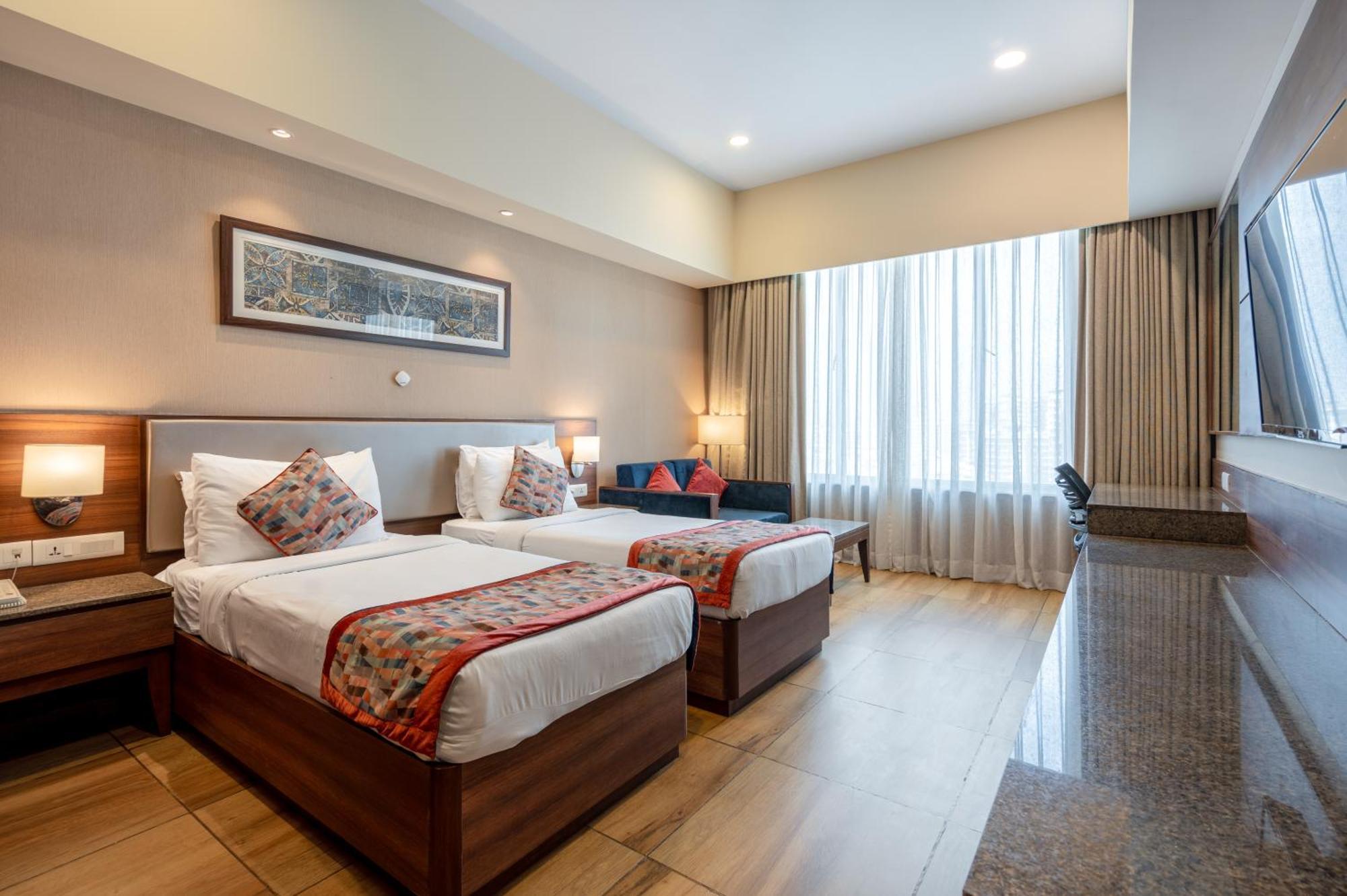Mira-Bhayandar Gcc Hotel And Club מראה חיצוני תמונה