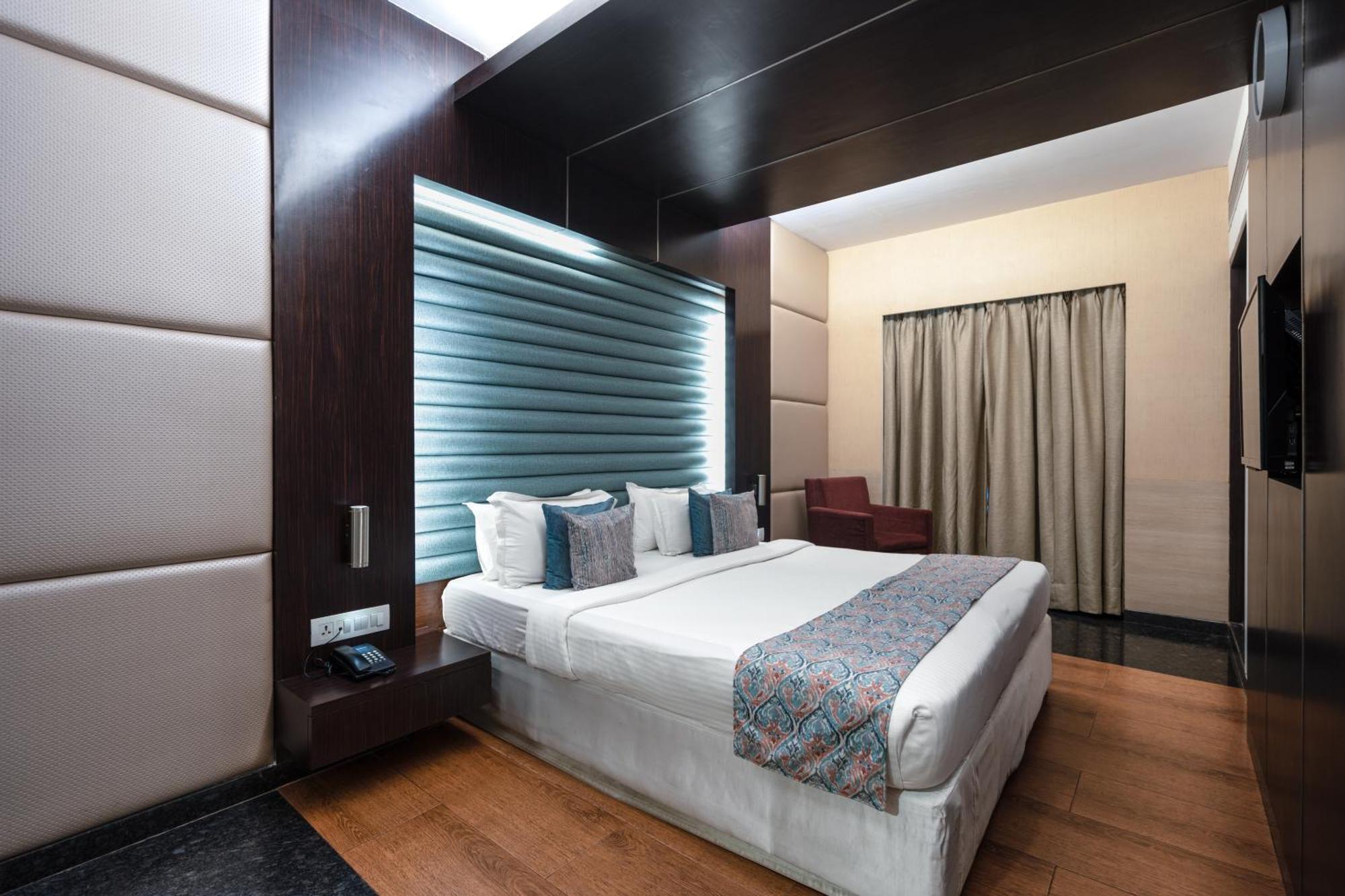 Mira-Bhayandar Gcc Hotel And Club מראה חיצוני תמונה