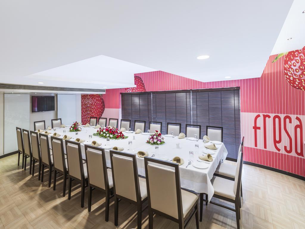 Mira-Bhayandar Gcc Hotel And Club מראה חיצוני תמונה
