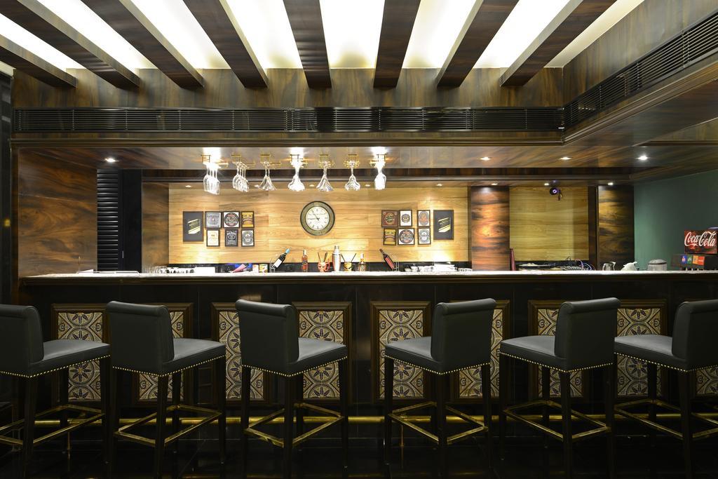 Mira-Bhayandar Gcc Hotel And Club מראה חיצוני תמונה